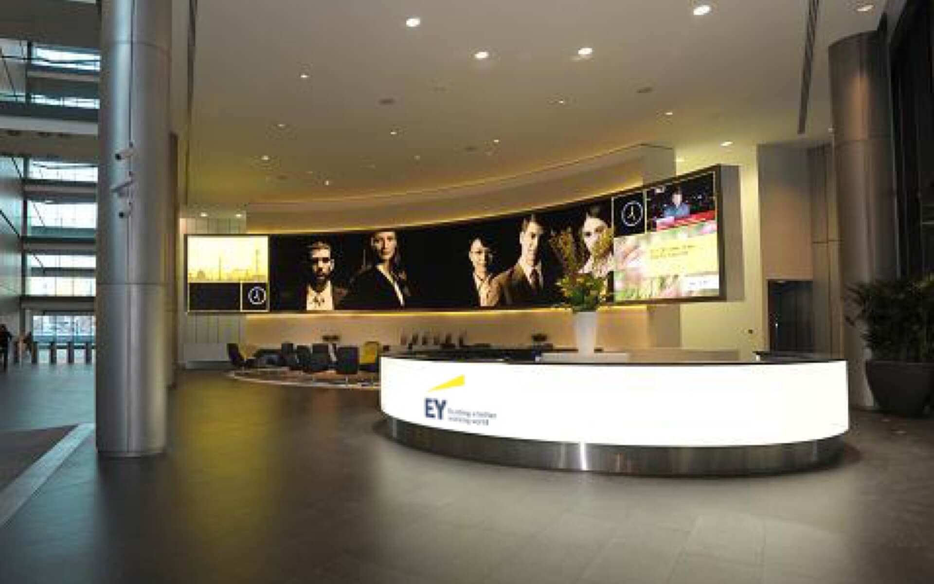 Philip_Mawer_Ernst_Young_03